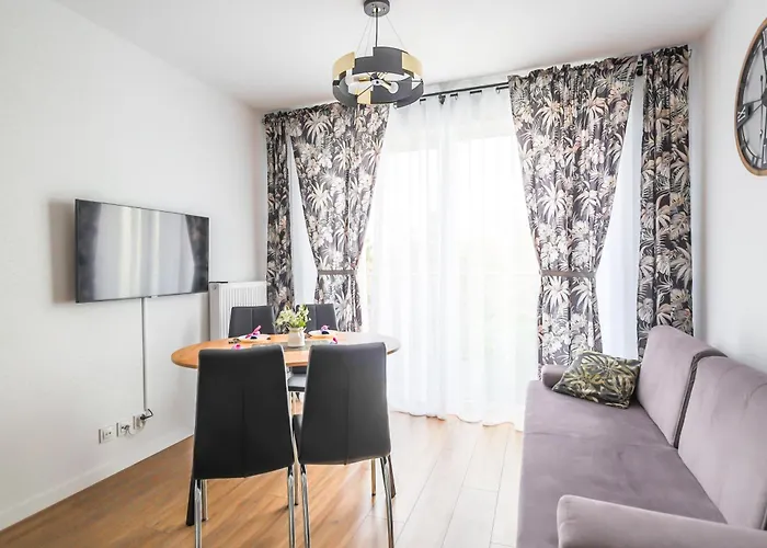 32 Διαμέρισμα *